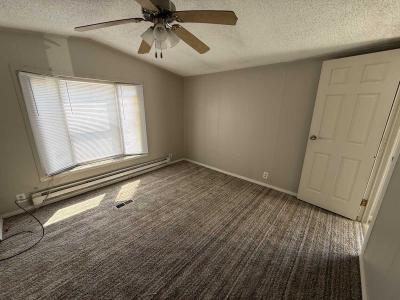 Photo 5 of 12 of home located at 1712 S. Dixie Hwy Unit 204 Crete, IL 60417