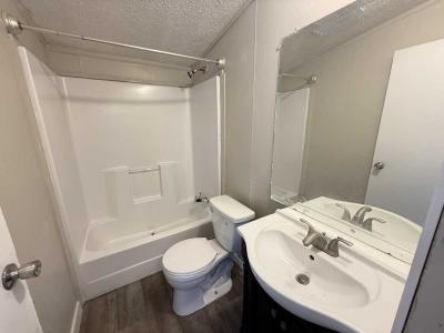 Photo 4 of 12 of home located at 1712 S. Dixie Hwy Unit 204 Crete, IL 60417