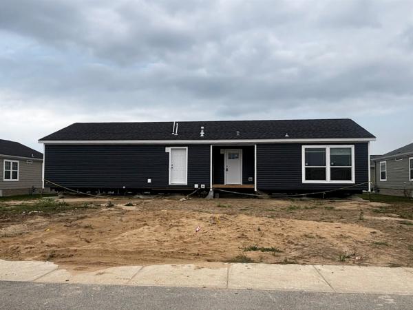 2027 Champion Home Builders, Inc. Mobile Home For Sale