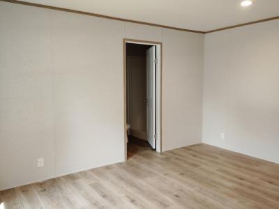 Photo 4 of 5 of home located at 4452 Venus Rockford, MI 49341