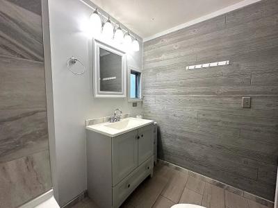 Photo 5 of 25 of home located at 1429 Colt Lane Lakeland, FL 33815