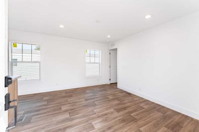 Photo 3 of 25 of home located at 7435 Oakley Street NE Fridley, MN 55432