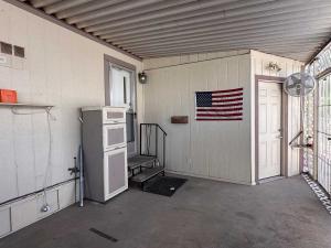12x19 Workshop