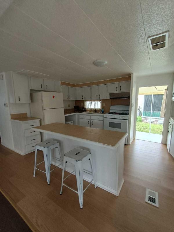 1974 Mobile Home