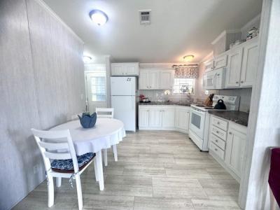 Photo 4 of 8 of home located at 2600 Harden Blvd Lot 208 Lakeland, FL 33803