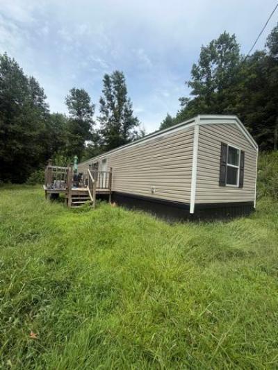 Mobile Home at 356 Stanley Frk Varney, KY 41571