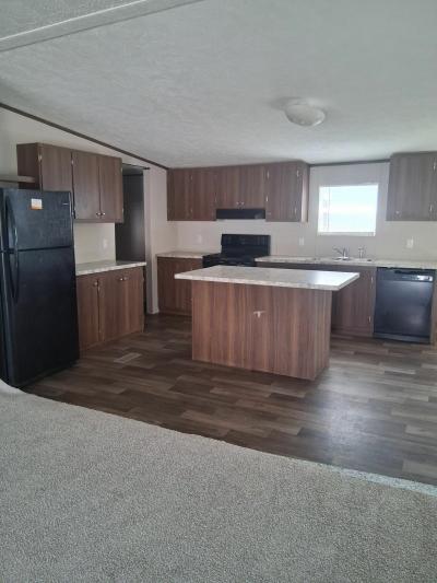 Photo 3 of 12 of home located at 1100 Eastline Rd Searcy, AR 72143