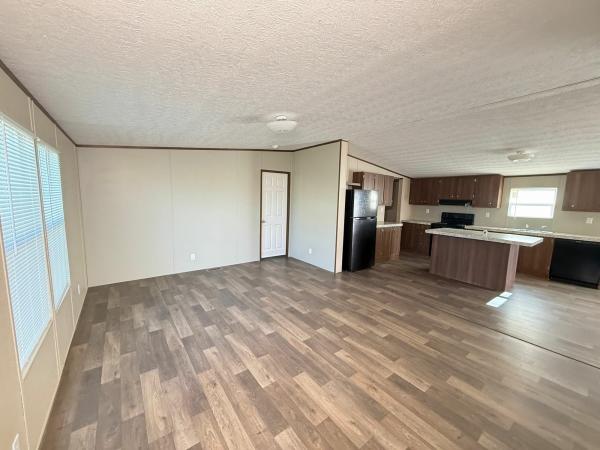 2023 MARVEL 4 Mobile Home For Sale