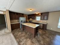 2016 SOLUTION 38SLT28603AH16 Manufactured Home