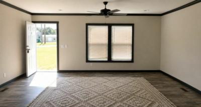 Photo 4 of 18 of home located at 120 Midfield Drive Good Hope, AL 35057