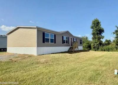 Photo 2 of 32 of home located at 222 Laurelwood Dr Lafayette, LA 70501