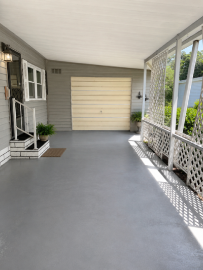 Photo 2 of 3 of home located at 5563 SW 58th Pl. Ocala, FL 34474