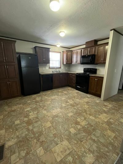 Mobile Home at 5826 N. Bellview Ave Lot Be5826 Kansas City, MO 64118