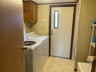 Photo 5 of 11 of home located at 14537 Leeds Court Shelby Township, MI 48315