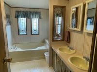 1987 Schult M220858AB Mobile Home