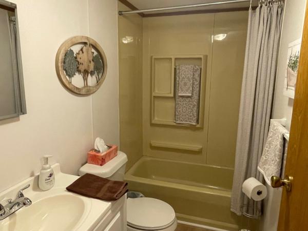 1987 Schult M220858AB Mobile Home