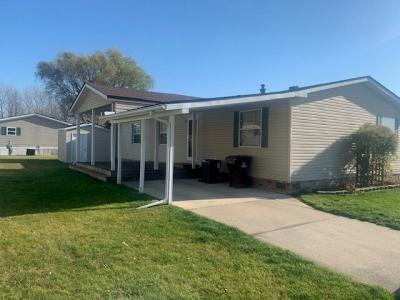 Mobile Home at 28305 Oakwood Flat Rock, MI 48134