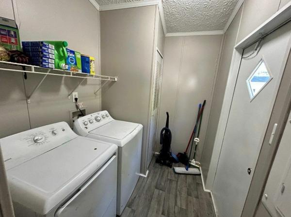 2006 MIRAGE Mobile Home For Sale