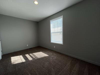 Photo 5 of 9 of home located at 40146 Winslow Ct Sterling Heights, MI 48310