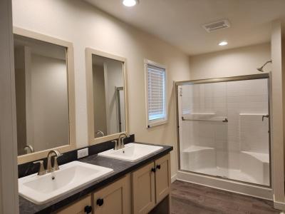 Photo 5 of 14 of home located at 1284 N 19th St 242 Philomath, OR 97370