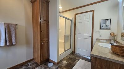 Photo 2 of 17 of home located at 6359 Diana Way Fenton, MI 48430