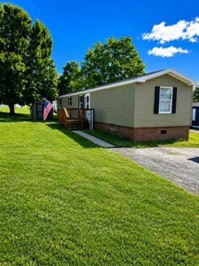 Mobile Home at 2011 Foxwood Drive Elizabeth, PA 15037