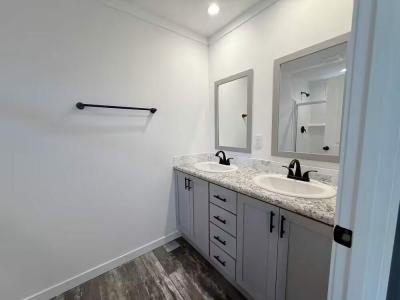 Photo 3 of 5 of home located at 4369 SE 22nd Ct. Okeechobee, FL 34974