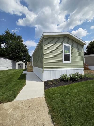 Mobile Home at 190 Pepperidge Wixom, MI 48393