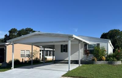 Photo 2 of 29 of home located at 102 Lantana Lane Parrish, FL 34219