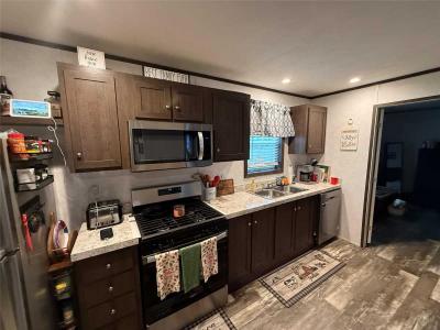Photo 3 of 17 of home located at 755 Tarrytown Ln Walden, NY 12586