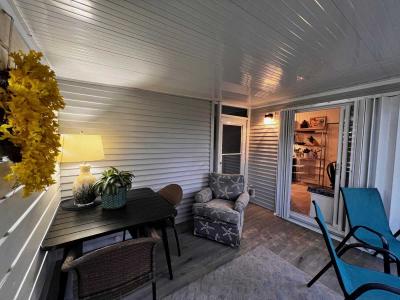 Photo 5 of 8 of home located at 1092 W. Lakeview Drive Sebastian, FL 32958