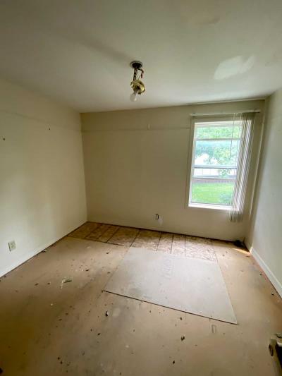 Photo 7 of 6 of home located at 1845 Abels St. Milford, MI 48381