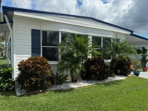 1983 Twin Mobile Home For Sale