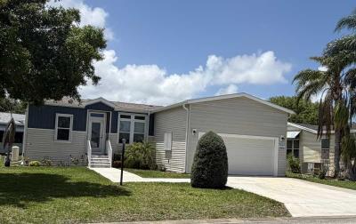 Mobile Home at 1056 W. Lakeview Sebastian, FL 32958