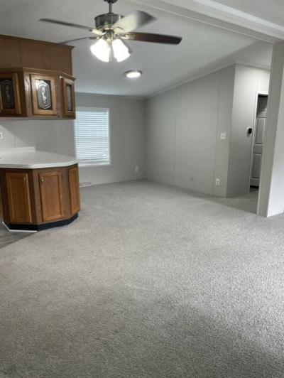 Photo 5 of 12 of home located at 22020 Castelle Dr, #158 Romulus, MI 48174