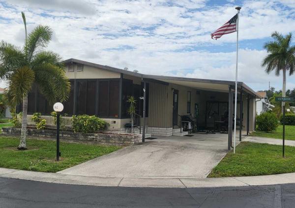 1987 Brookfield Mobile Home For Sale