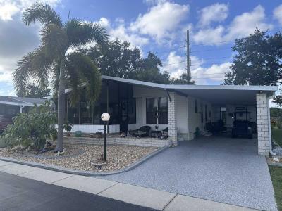 Photo 3 of 28 of home located at 363 Horizon Dr North Fort Myers, FL 33903