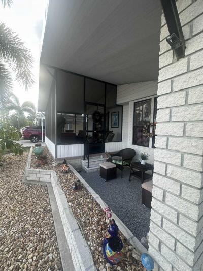 Photo 2 of 28 of home located at 363 Horizon Dr North Fort Myers, FL 33903