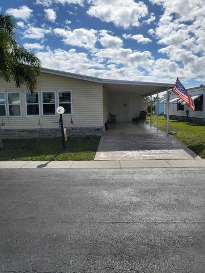 Photo 2 of 57 of home located at 587 Sunrise Ln North Fort Myers, FL 33903