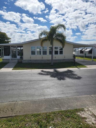 Mobile Home at 587 Sunrise Ln North Fort Myers, FL 33903