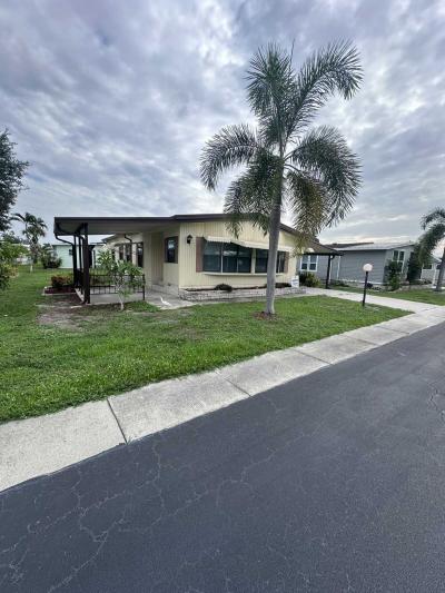 Mobile Home at 81 Sunrise Ave North Fort Myers, FL 33903