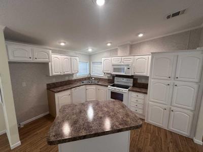 Photo 4 of 17 of home located at 83 Sunrise Ave North Fort Myers, FL 33903