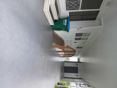 Photo 4 of 26 of home located at 9925 Ulmerton Road, #376 Largo, FL 33771