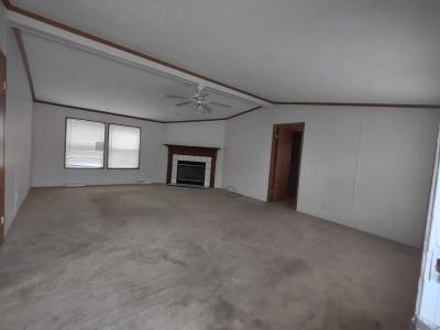 Photo 5 of 21 of home located at 5310 Chateau Thierry Blvd, #54 White Lake, MI 48383