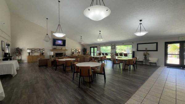 1978 Silvercrest Edinborough Manufactured Home