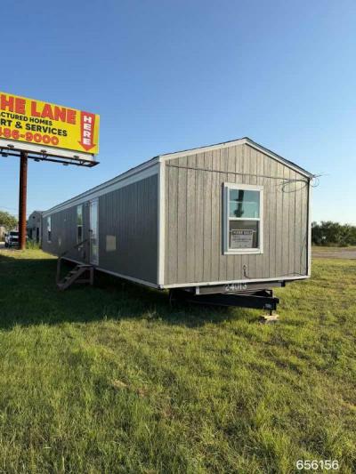 Mobile Home at 109 W Poplar St Sonora, TX 76950