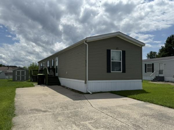 2015 Sunwood Mobile Home For Sale