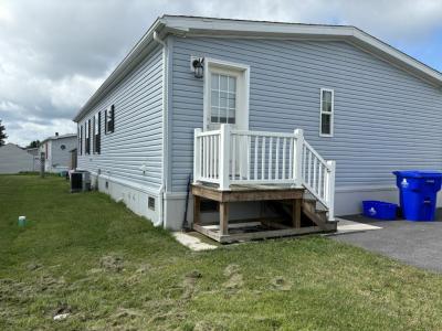Photo 4 of 8 of home located at 905 Fernwood Dr. Lockport, NY 14094