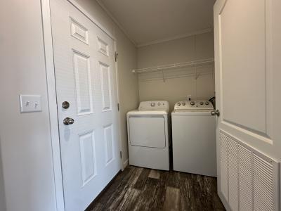 Photo 3 of 11 of home located at 41211 Annapolis Circle North Canton, MI 48188