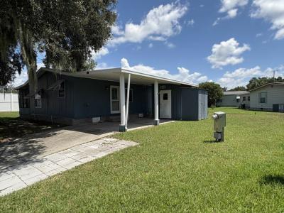 Photo 2 of 18 of home located at 703 Putters Ct Plant City, FL 33565